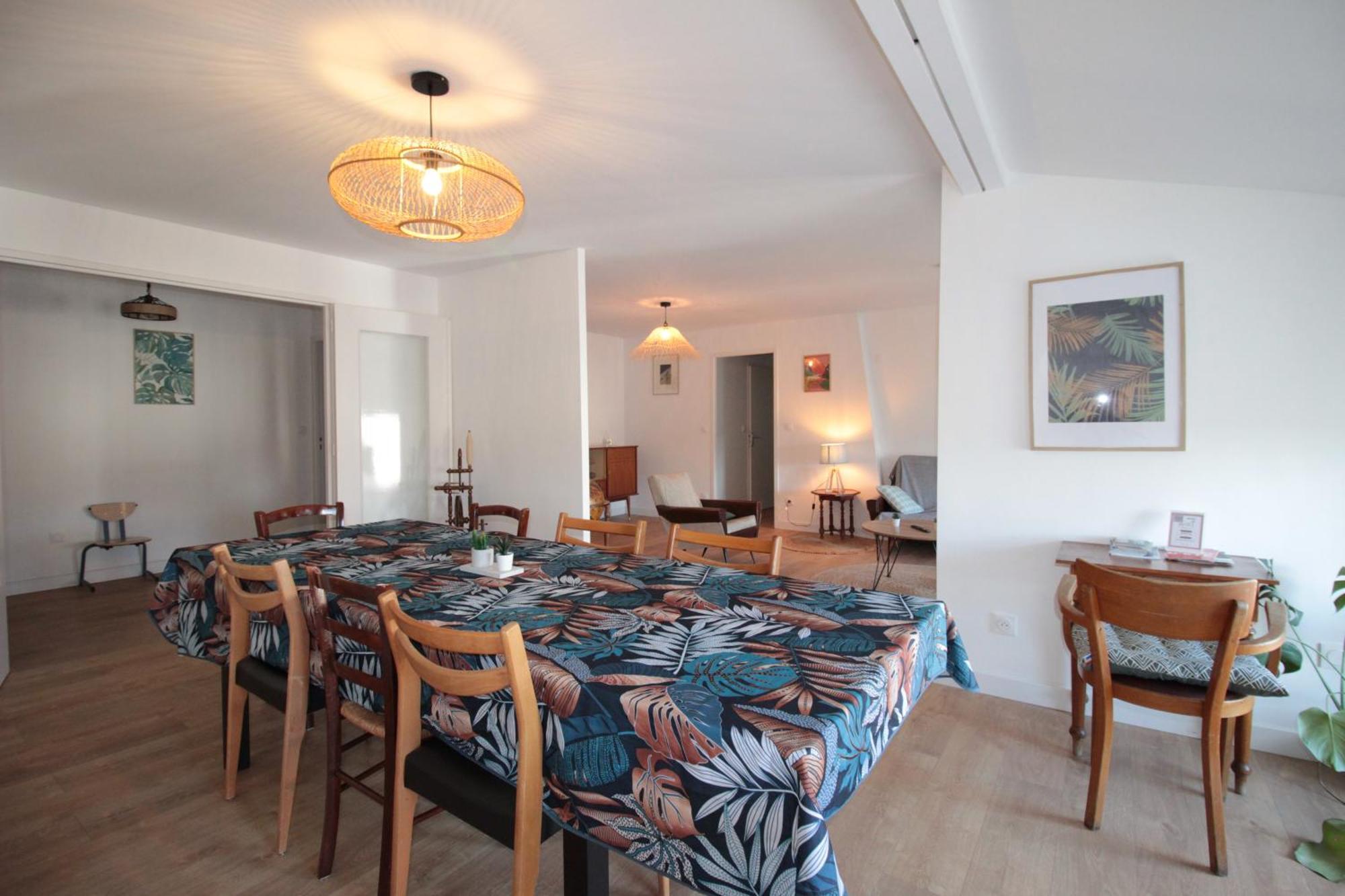 Logement Neuf "Meuse" - Hyper Centre - Parking Proche - Proche Gare - 4 Chambres - Terrasse Couverte - Wifi ! Gere Par Prestazen'Services Верден-сюр-Мез Екстер'єр фото