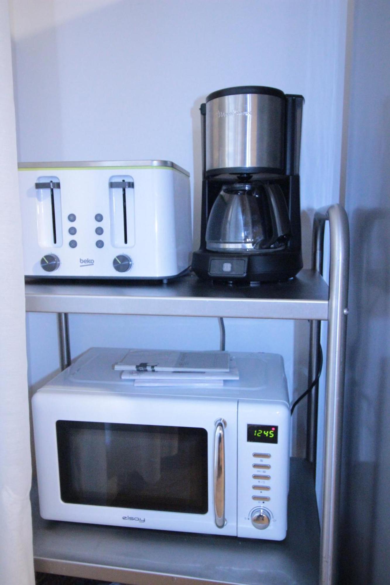 Logement Neuf "Meuse" - Hyper Centre - Parking Proche - Proche Gare - 4 Chambres - Terrasse Couverte - Wifi ! Gere Par Prestazen'Services Верден-сюр-Мез Екстер'єр фото