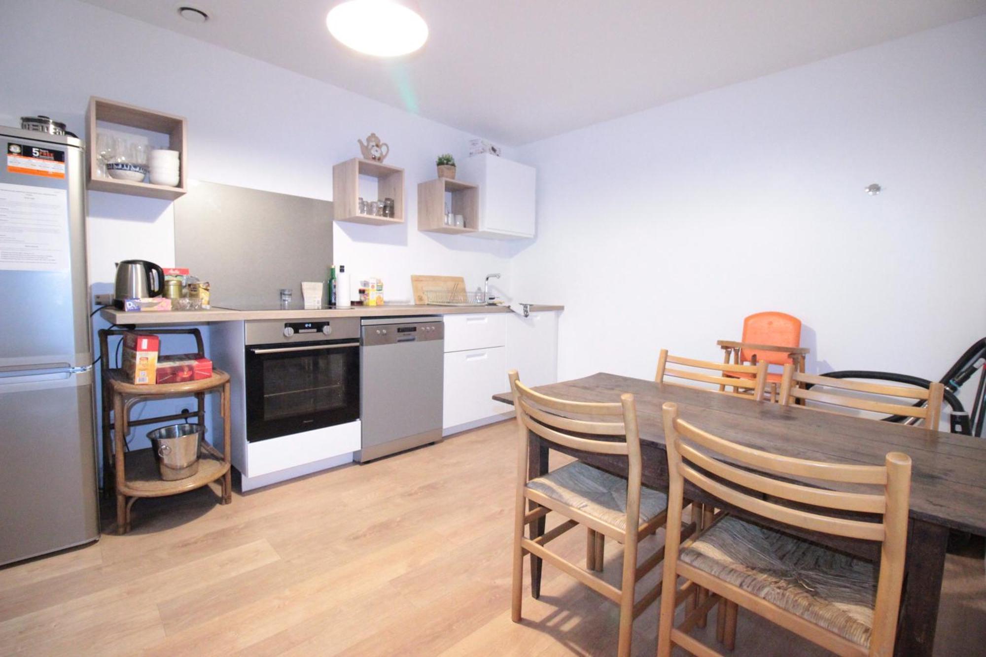 Logement Neuf "Meuse" - Hyper Centre - Parking Proche - Proche Gare - 4 Chambres - Terrasse Couverte - Wifi ! Gere Par Prestazen'Services Верден-сюр-Мез Екстер'єр фото