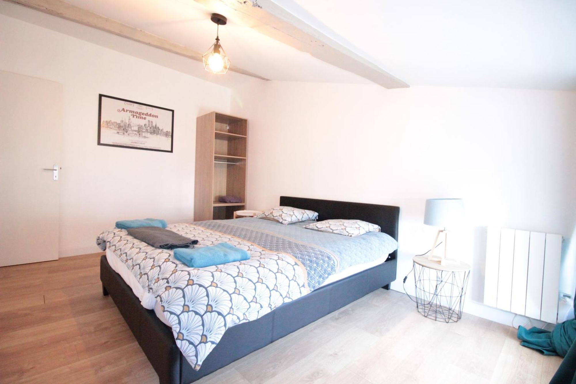 Logement Neuf "Meuse" - Hyper Centre - Parking Proche - Proche Gare - 4 Chambres - Terrasse Couverte - Wifi ! Gere Par Prestazen'Services Верден-сюр-Мез Екстер'єр фото