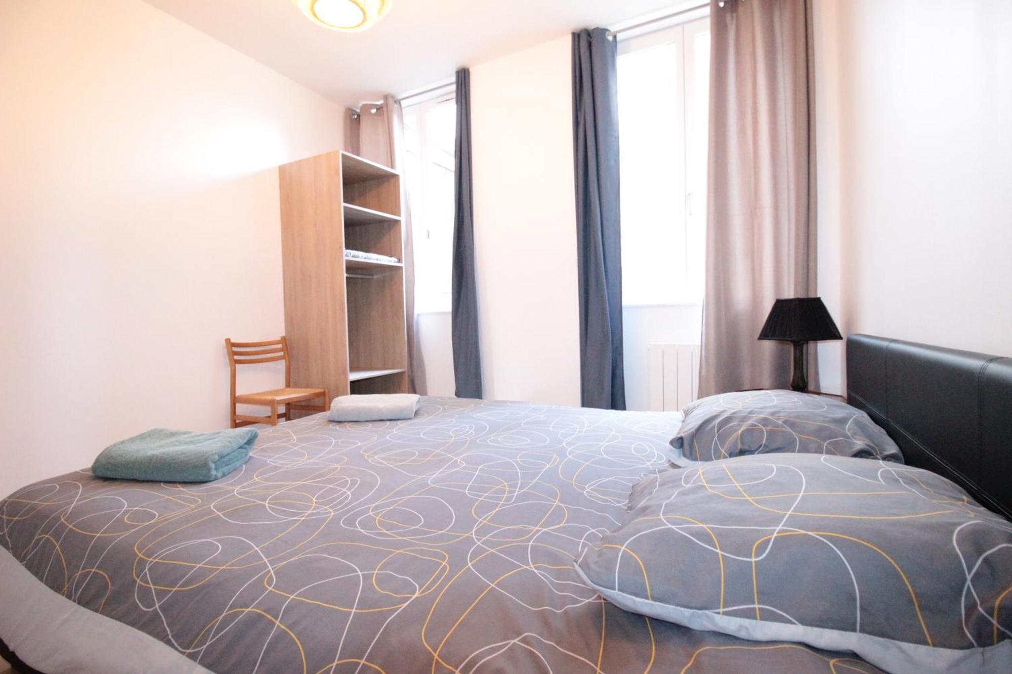 Logement Neuf "Meuse" - Hyper Centre - Parking Proche - Proche Gare - 4 Chambres - Terrasse Couverte - Wifi ! Gere Par Prestazen'Services Верден-сюр-Мез Екстер'єр фото